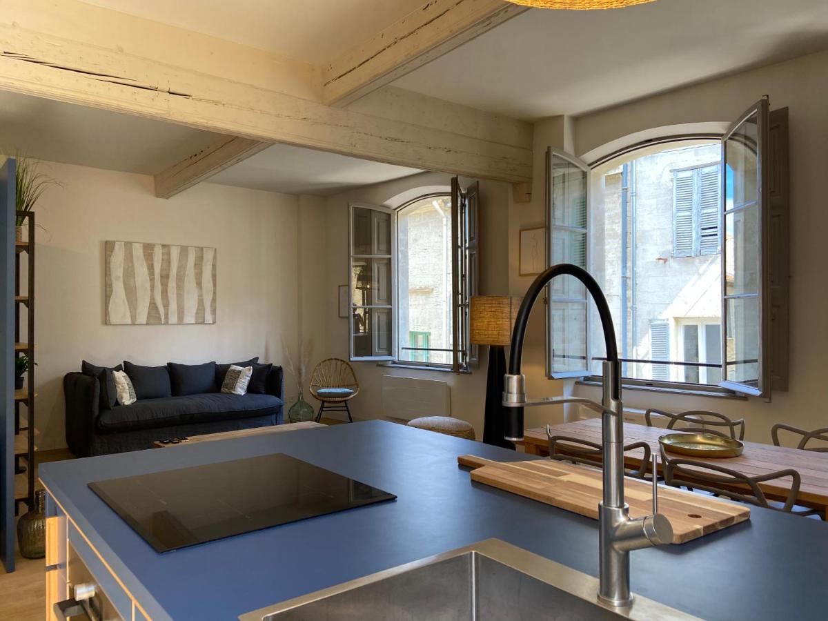 Appartement Climatise Plein Centre Historique อาวีญง ภายนอก รูปภาพ